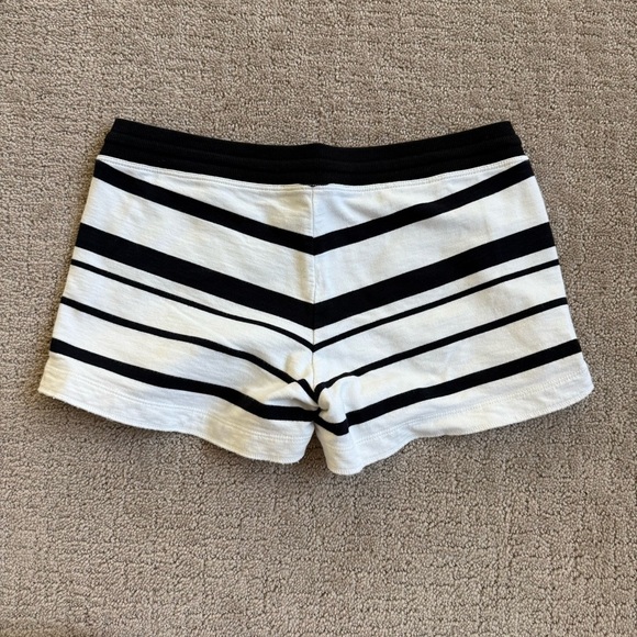 BCBGMaxAzria Casual Shorts - Picture 3 of 5